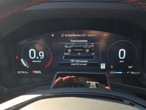 Used 2025 Ford Explorer ST-Line w/ ST-Line Street Pack image 37