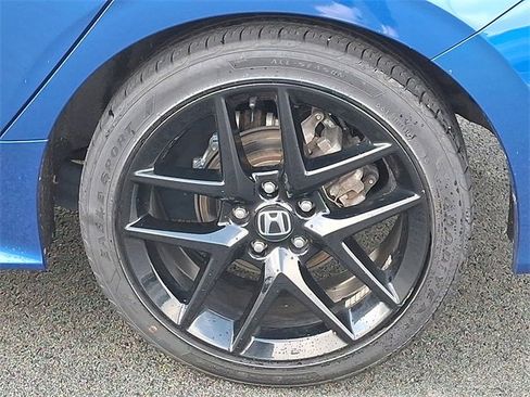 Certified 2023 Honda Civic Sport image 30