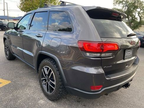 Used 2019 Jeep Grand Cherokee Trailhawk image 4