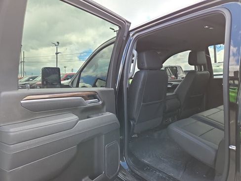 Used 2025 Chevrolet Silverado 2500 LT w/ Trail Boss Package AWD/4WD image 10