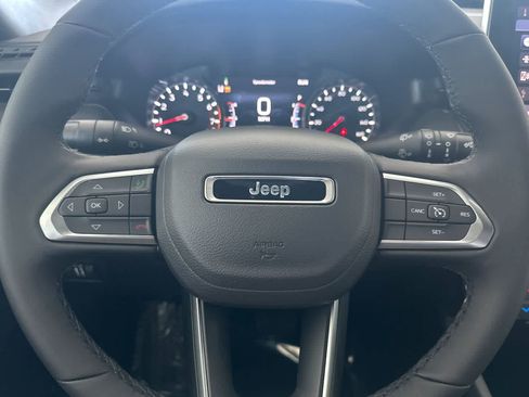 New 2026 Jeep Compass Latitude AWD/4WD image 25