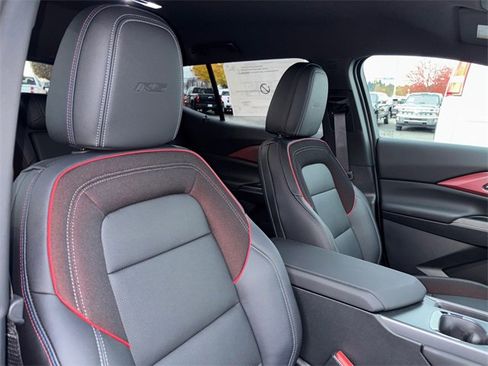 New 2026 Chevrolet Equinox EV RS image 36