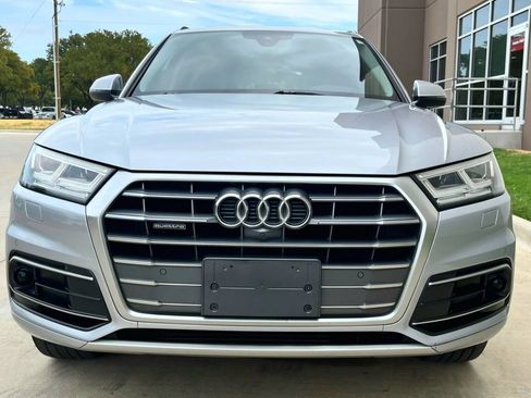 Used 2018 Audi Q5 Prestige w/ Prestige Package AWD/4WD image 2