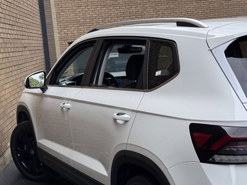 New 2025 Volkswagen Taos SEL image 57