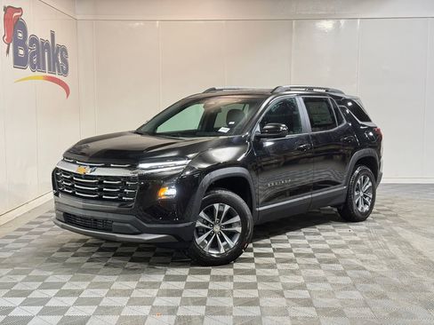 New 2026 Chevrolet Equinox LT w/ Convenience Package II image 2