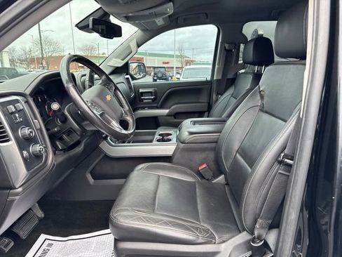 Used 2018 Chevrolet Silverado 1500 LTZ Z71 w/ LTZ Plus Package AWD/4WD image 9