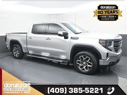 Used 2022 GMC Sierra 1500 SLT w/ SLT Convenience Package