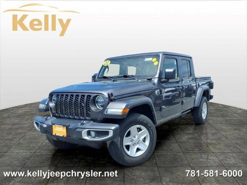 Certified 2022 Jeep Gladiator Sport AWD/4WD image 1