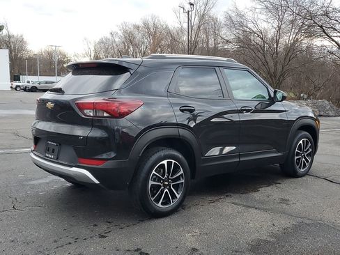 Used 2024 Chevrolet TrailBlazer LT image 3