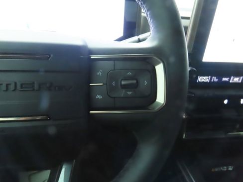 Used 2024 GMC Hummer EV 3X w/ LPO, Illumination Package image 12