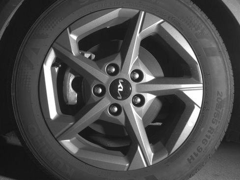Used 2025 Kia K4 FWD image 12