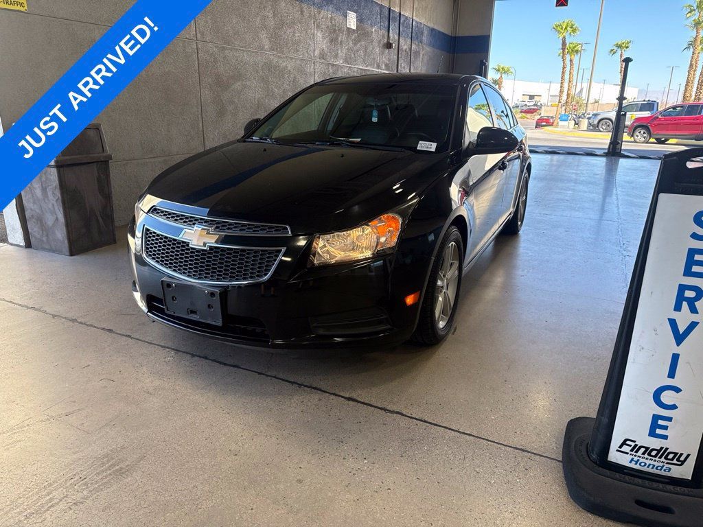 Used 2012 Chevrolet Cruze LT FWD image 1