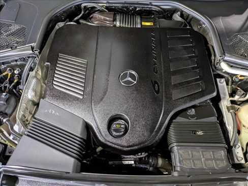 Certified 2022 Mercedes-Benz S 500 4MATIC image 24