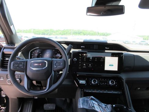 New 2026 GMC Sierra 2500 AT4 AWD/4WD image 16