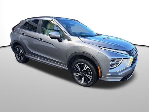 Used 2023 Mitsubishi Eclipse Cross SEL image 8