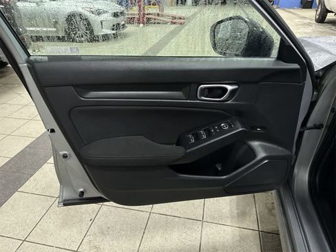 Used 2023 Honda Civic Sport image 28