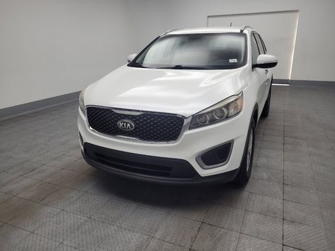 Used 2016 Kia Sorento FWD image 15
