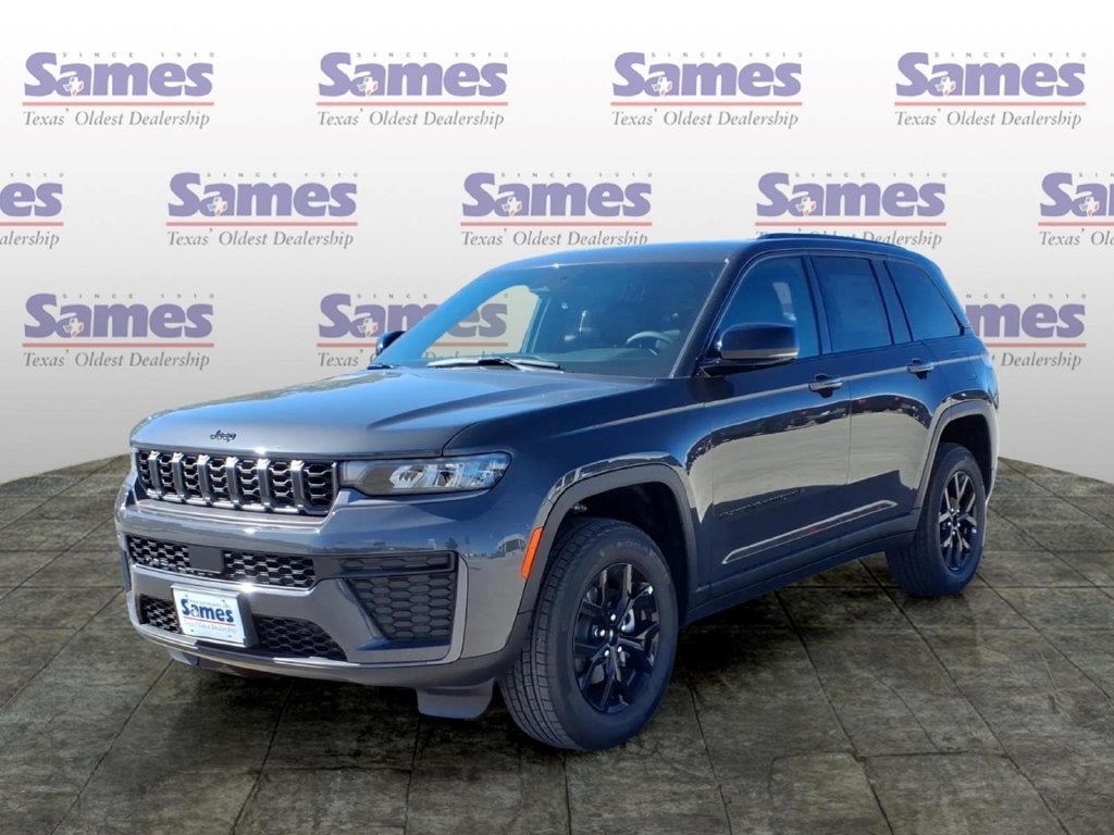 New 2026 Jeep Grand Cherokee Altitude RWD image 7