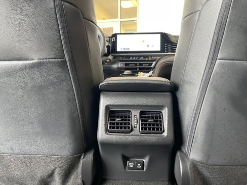 Used 2026 Toyota Camry XSE FWD image 32