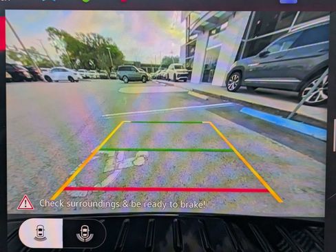 Certified 2026 Volkswagen GTI SE FWD image 25