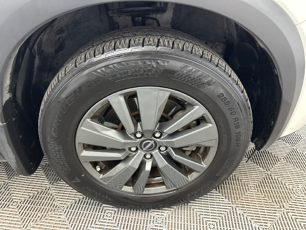 Used 2024 Nissan Pathfinder SV AWD/4WD image 13