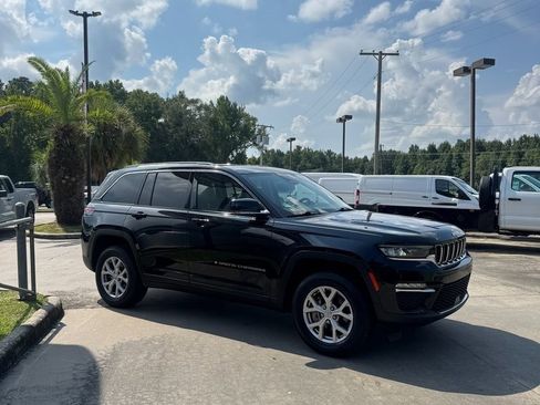 Used 2022 Jeep Grand Cherokee Limited image 4