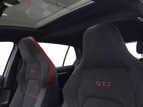New 2026 Volkswagen GTI SE FWD image 13