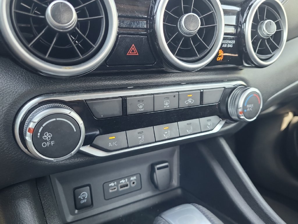 Used 2025 Nissan Sentra SV FWD image 21
