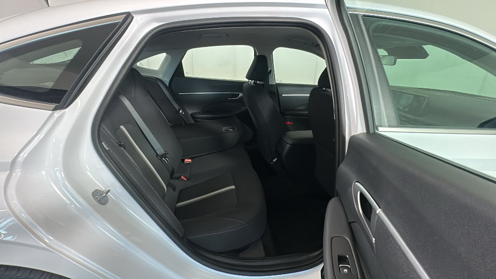 Certified 2026 Hyundai Sonata SE FWD image 35