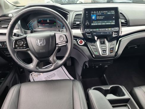 Used 2023 Honda Odyssey Touring image 15