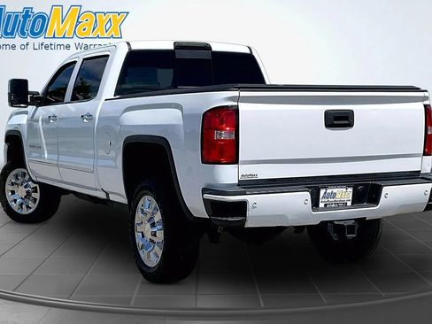 Used 2017 GMC Sierra 2500 Denali AWD/4WD image 5