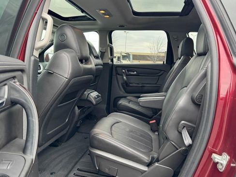 Used 2017 Chevrolet Traverse Premier image 10