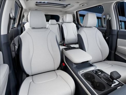 New 2026 Kia Carnival SX Prestige image 15