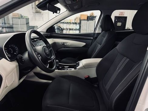 Used 2023 Hyundai Tucson SEL image 17