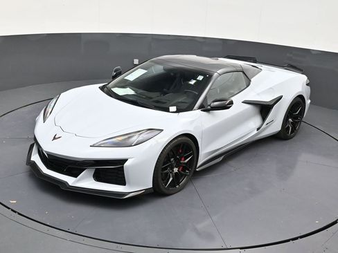 Used 2023 Chevrolet Corvette Z06 w/ Stealth Interior Trim Package image 12