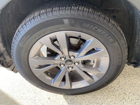 Used 2023 Ford Explorer XLT w/ Equipment Group 202A image 11