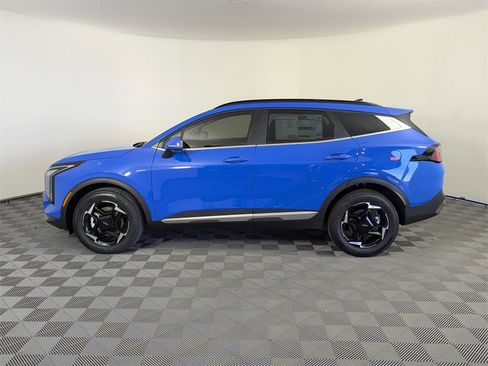 New 2026 Kia Sportage EX image 4