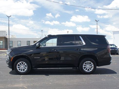 Used 2025 Chevrolet Tahoe LT RWD image 12