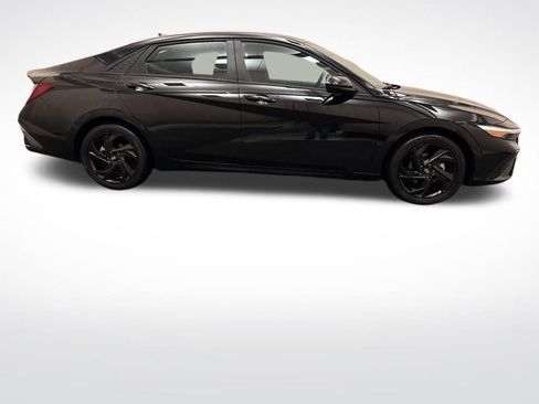 Certified 2026 Hyundai Elantra Sport w/ Cargo Package FWD image 4