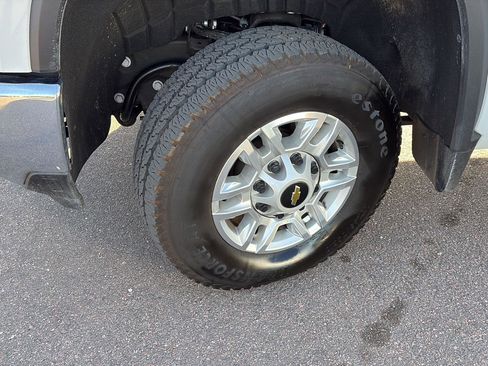 Used 2025 Chevrolet Silverado 2500 W/T w/ WT/CX Safety Package image 9