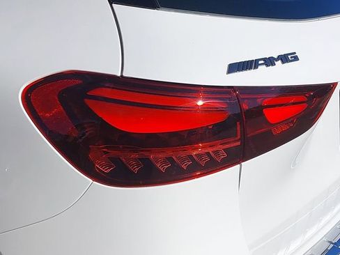 Used 2025 Mercedes-Benz GLA 35 AMG 4MATIC image 34