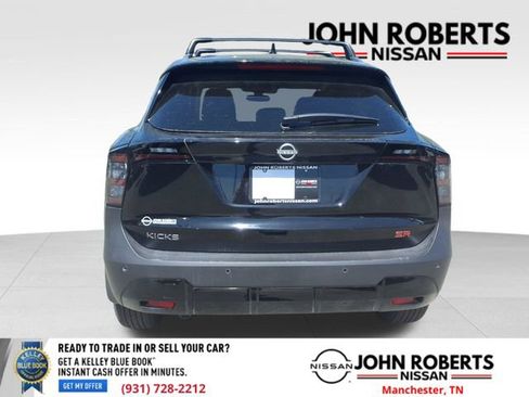 New 2026 Nissan Kicks SR w/ Cold Weather Package FWD image 15