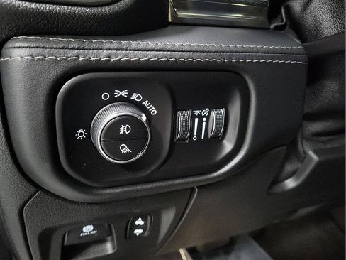 Used 2021 RAM 1500 Limited image 13