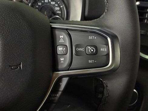 New 2026 RAM 1500 4x4 Crew Cab image 15
