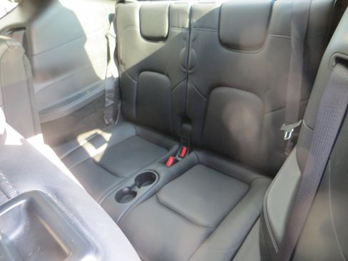 Used 2023 Tesla Model Y Long Range image 17