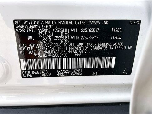 Used 2024 Toyota RAV4 XLE FWD image 30