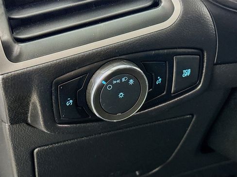 Used 2024 Ford Edge SEL image 13