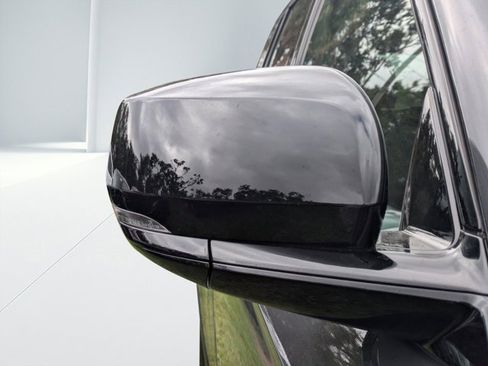 New 2025 Jeep Grand Cherokee Altitude image 10