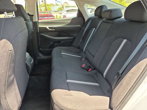Used 2025 Hyundai Sonata SEL FWD image 28