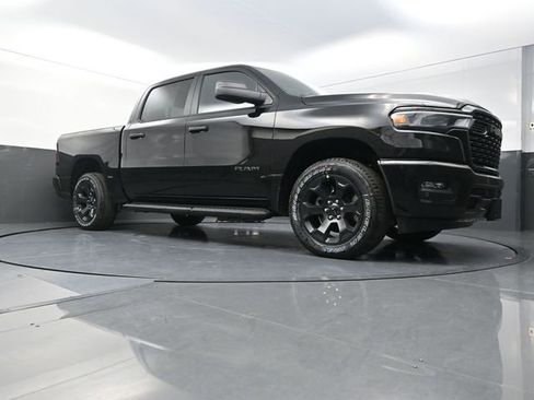 New 2026 RAM 1500 Express AWD/4WD image 19